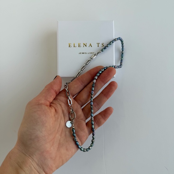 688 Freshwater Pearl Necklace - Picture 3 of 7